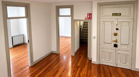 Foto 2 de Oficina de alquiler en Calle Jesús de Monasterio, Centro - Ayuntamiento, Santander