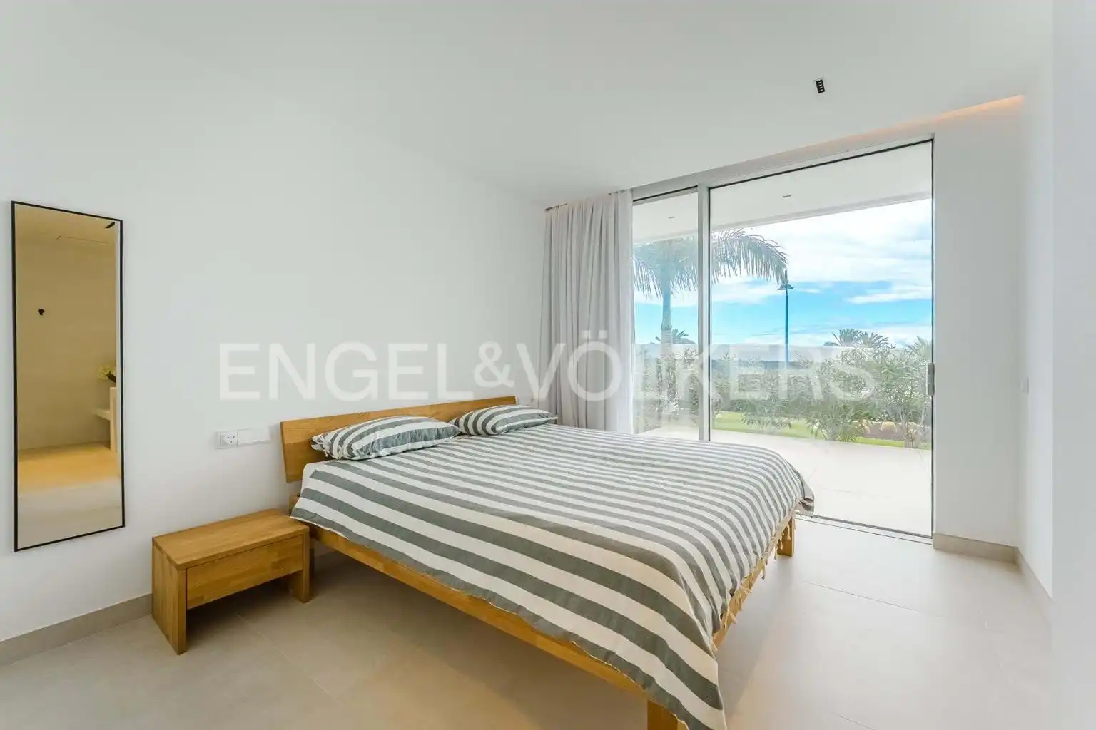 Bedroom of Houses for sale in Guía de Isora  with Air Conditioner, Terrace and Swimming Pool