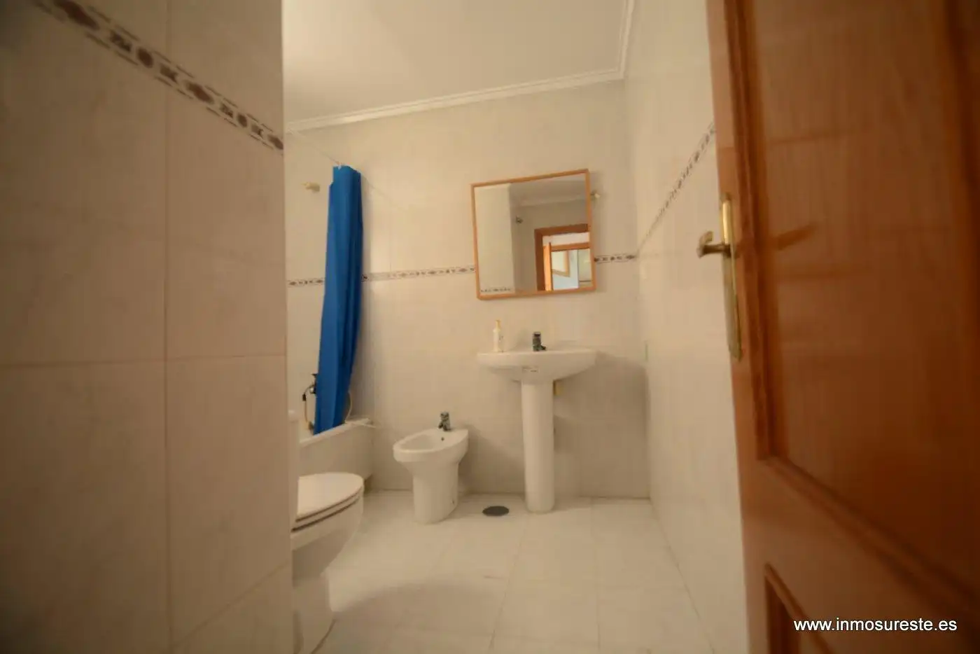 Baño de Piso en venta en Orihuela con Aire acondicionado, Trastero y Balcón