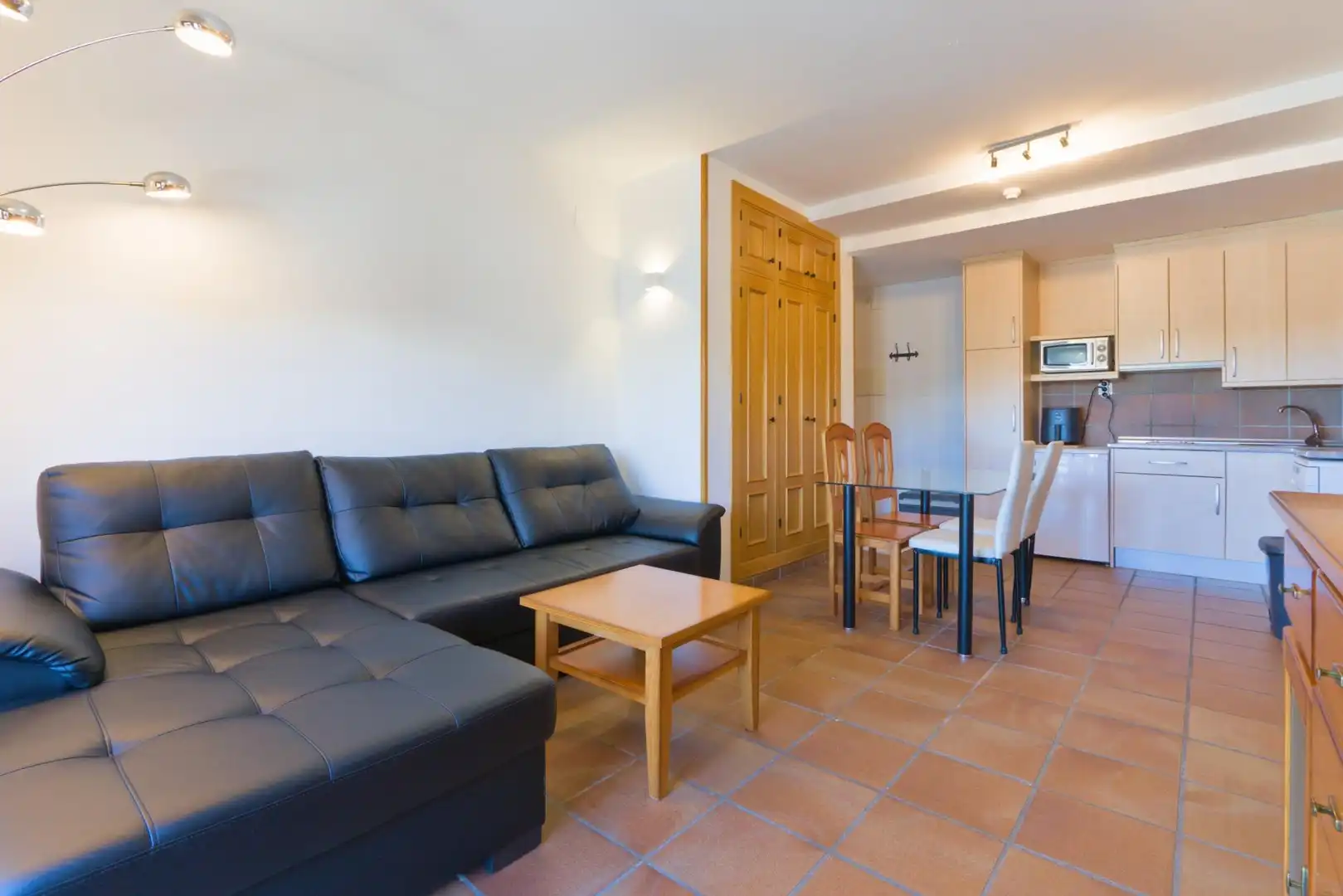 Sala de estar de Apartamento en venta en Sierra Nevada con Terraza, Trastero y Amueblado