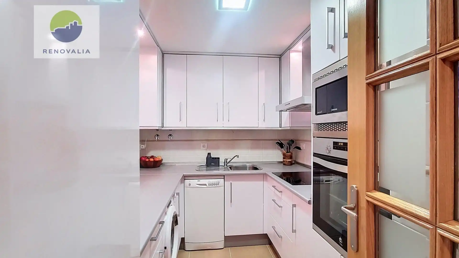 Küche von Wohnung zum Verkauf in Granada mit Klimaanlage, Heizung und Terrasse