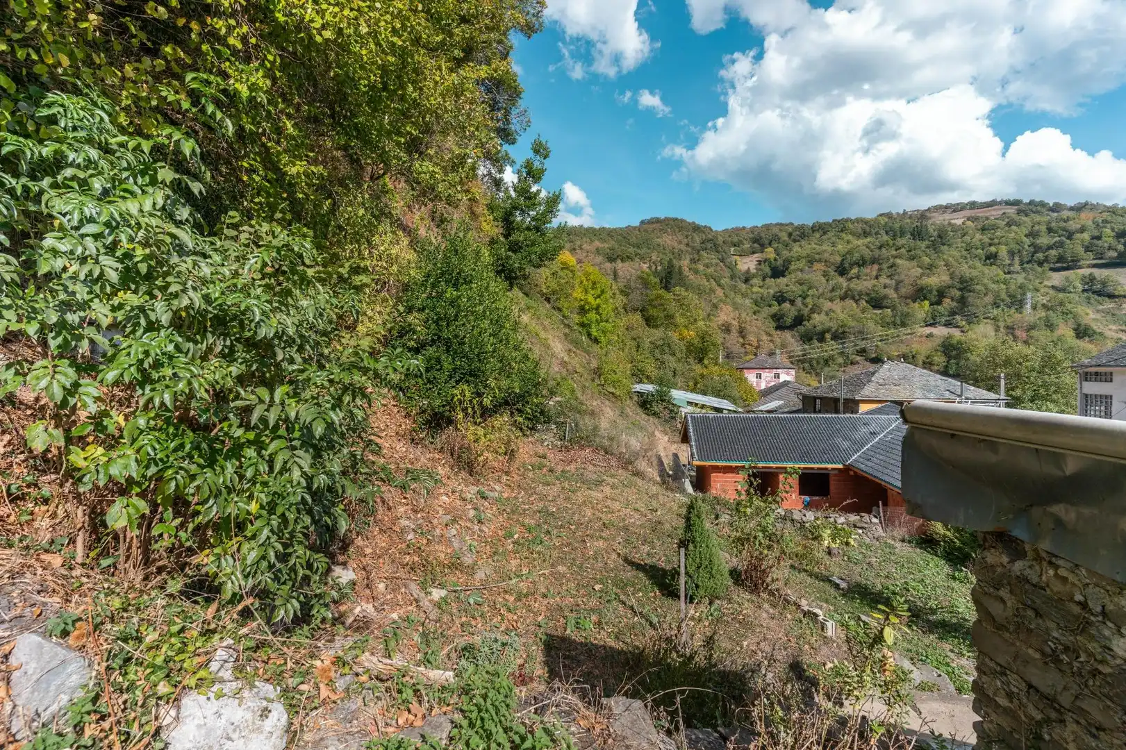 Casa o xalet en venda en Cangas del Narcea amb Calefacció, Jardí privat i Terrassa