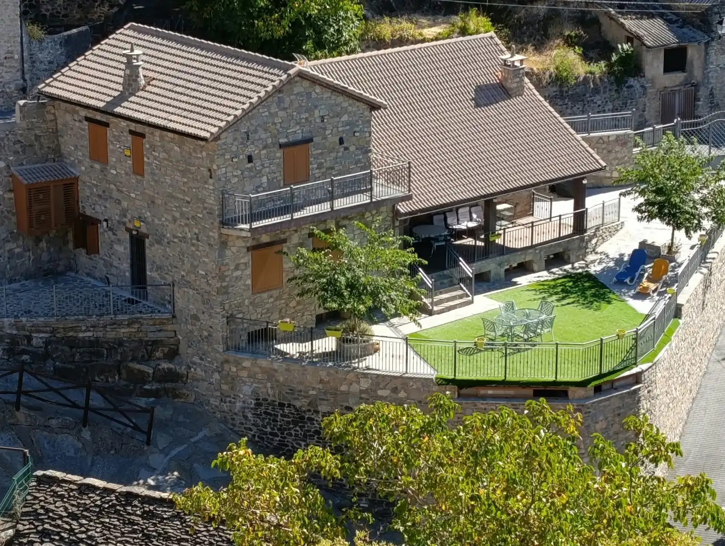 Vista exterior de Local en venda en Castiello de Jaca, Huesca