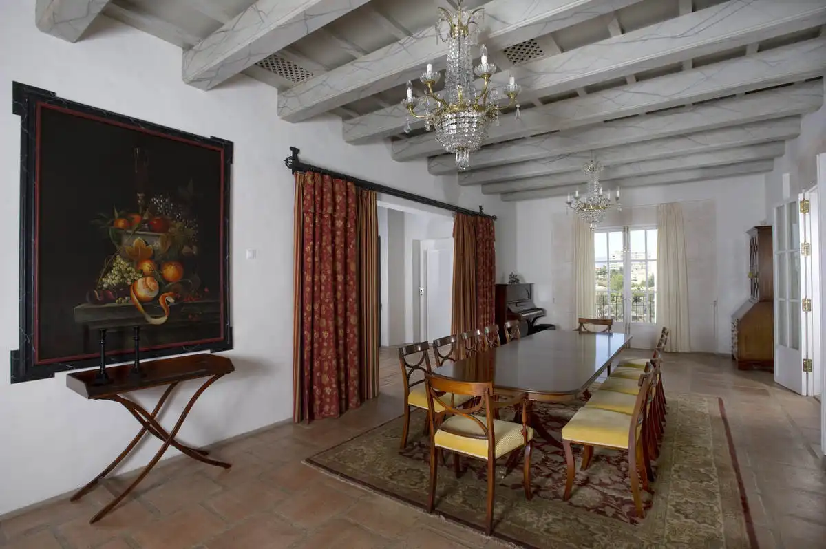 Comedor de Edificio en venta en Fuengirola con Alarma