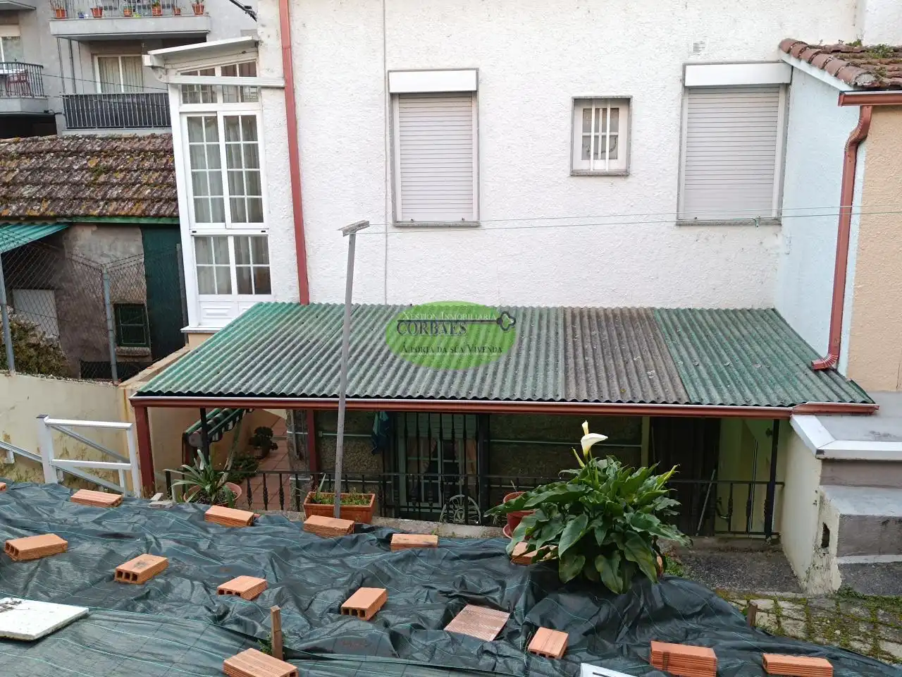 Vista exterior de Casa adosada en venda en Ourense Capital  amb Calefacció, Jardí privat i Terrassa