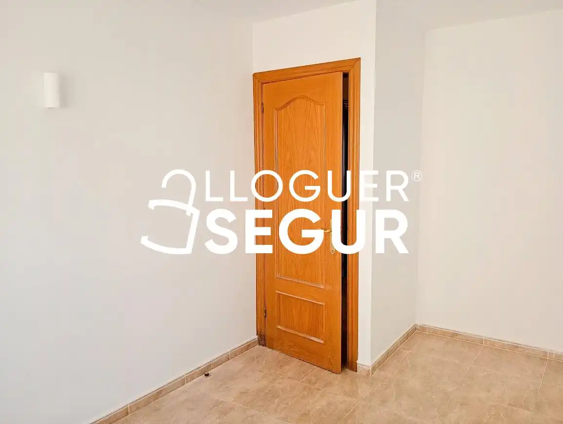 Piso de alquiler en Cornellà de Llobregat con Calefacción