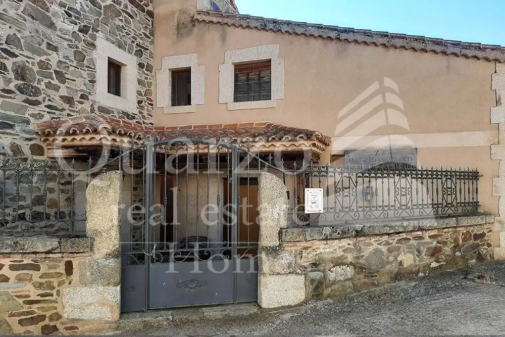 Vista exterior de Casa o chalet en venta en Herreruela con Jardín privado y Terraza