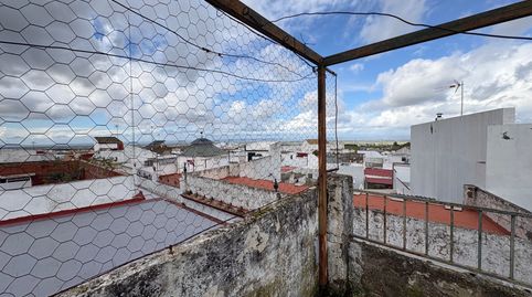 Foto 2 de Casa adosada en venta en Carmona, Sevilla