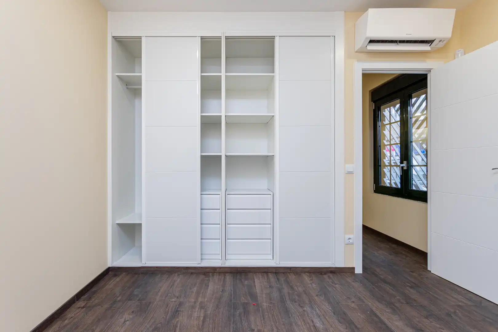 Habitación de Piso en venta en Majadahonda con Aire acondicionado, Calefacción y Horno