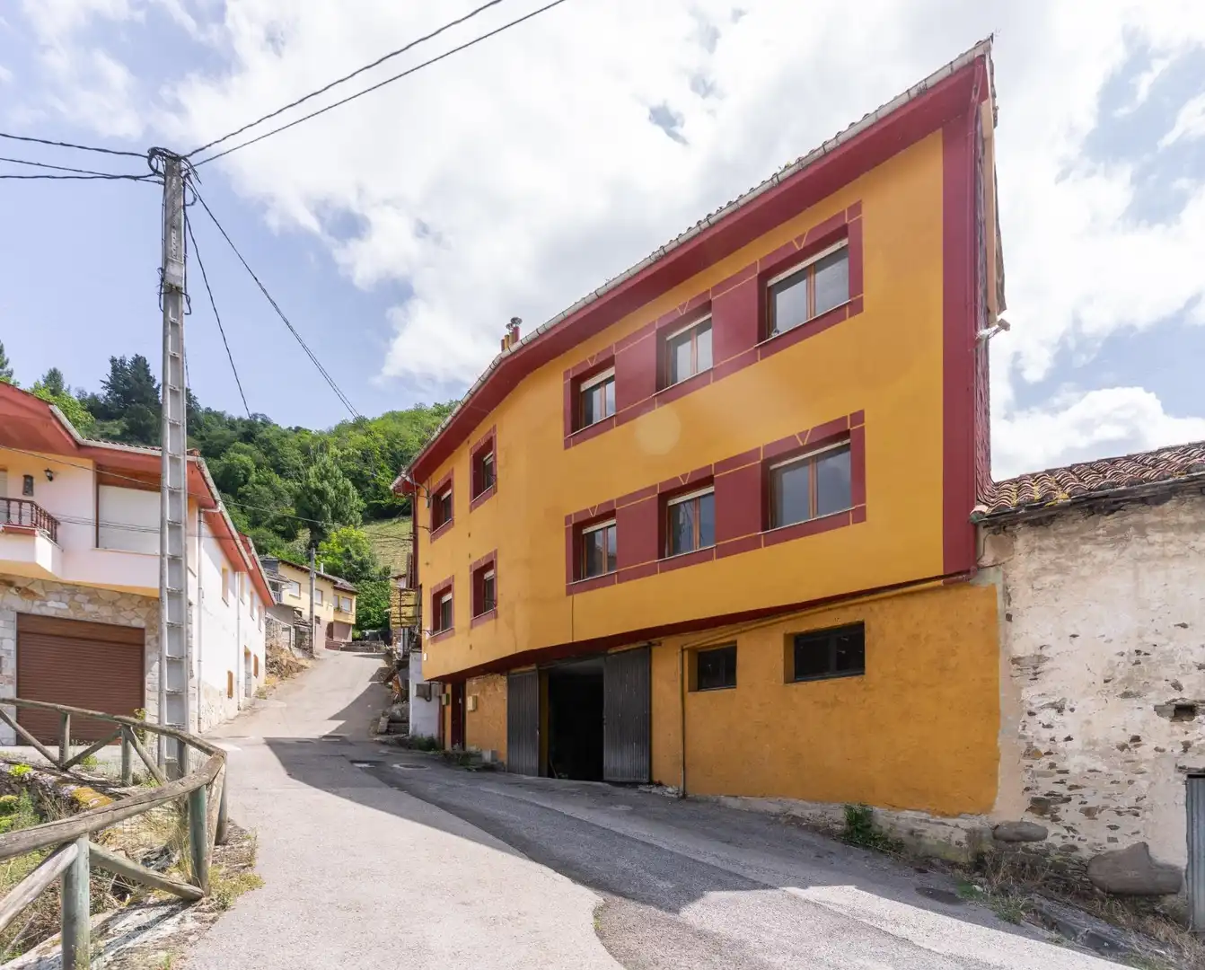 Edificio en venta en Lugar LIMES, 55, Cangas del Narcea