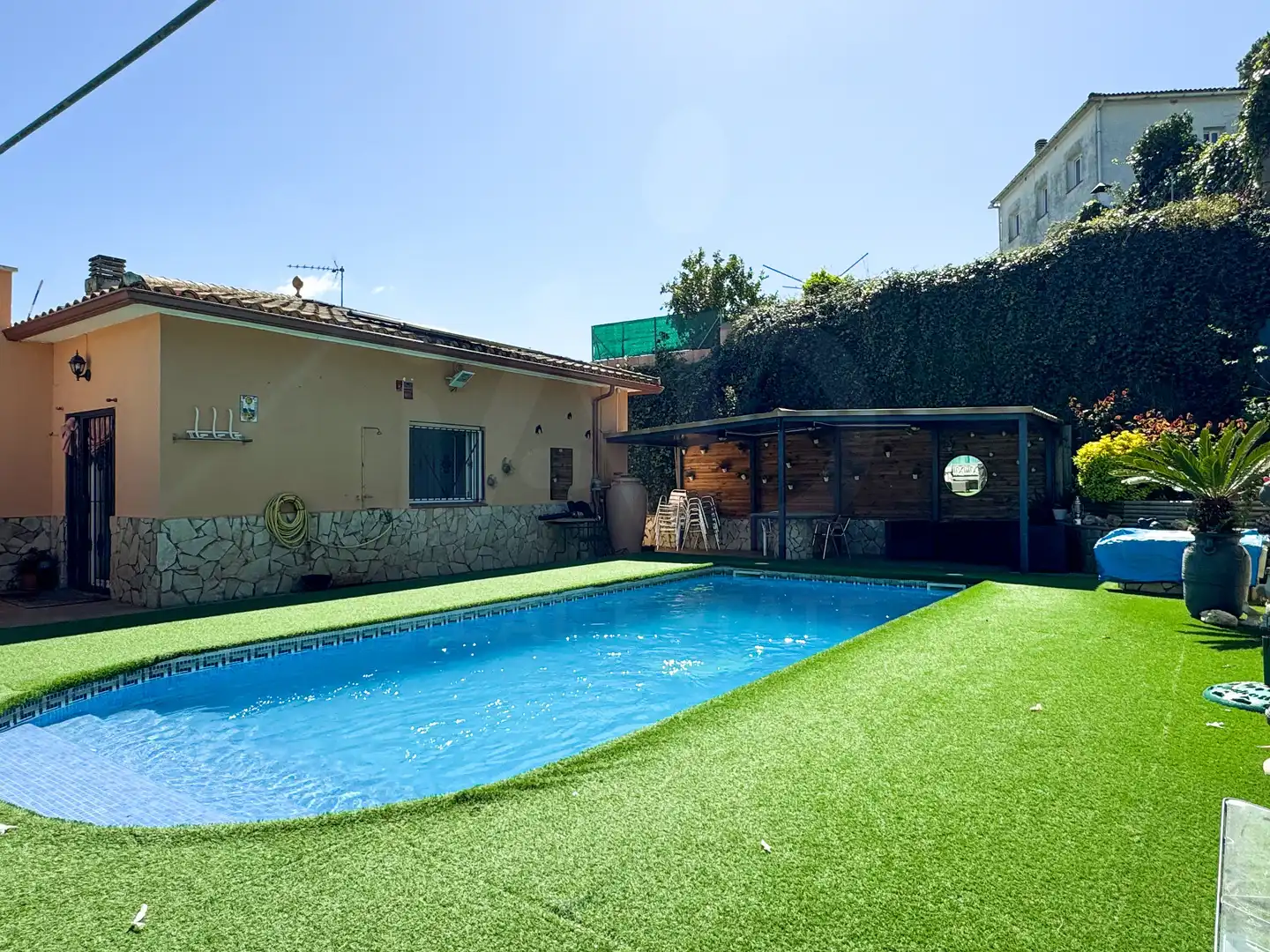 House with pool for sale in Residencial Park