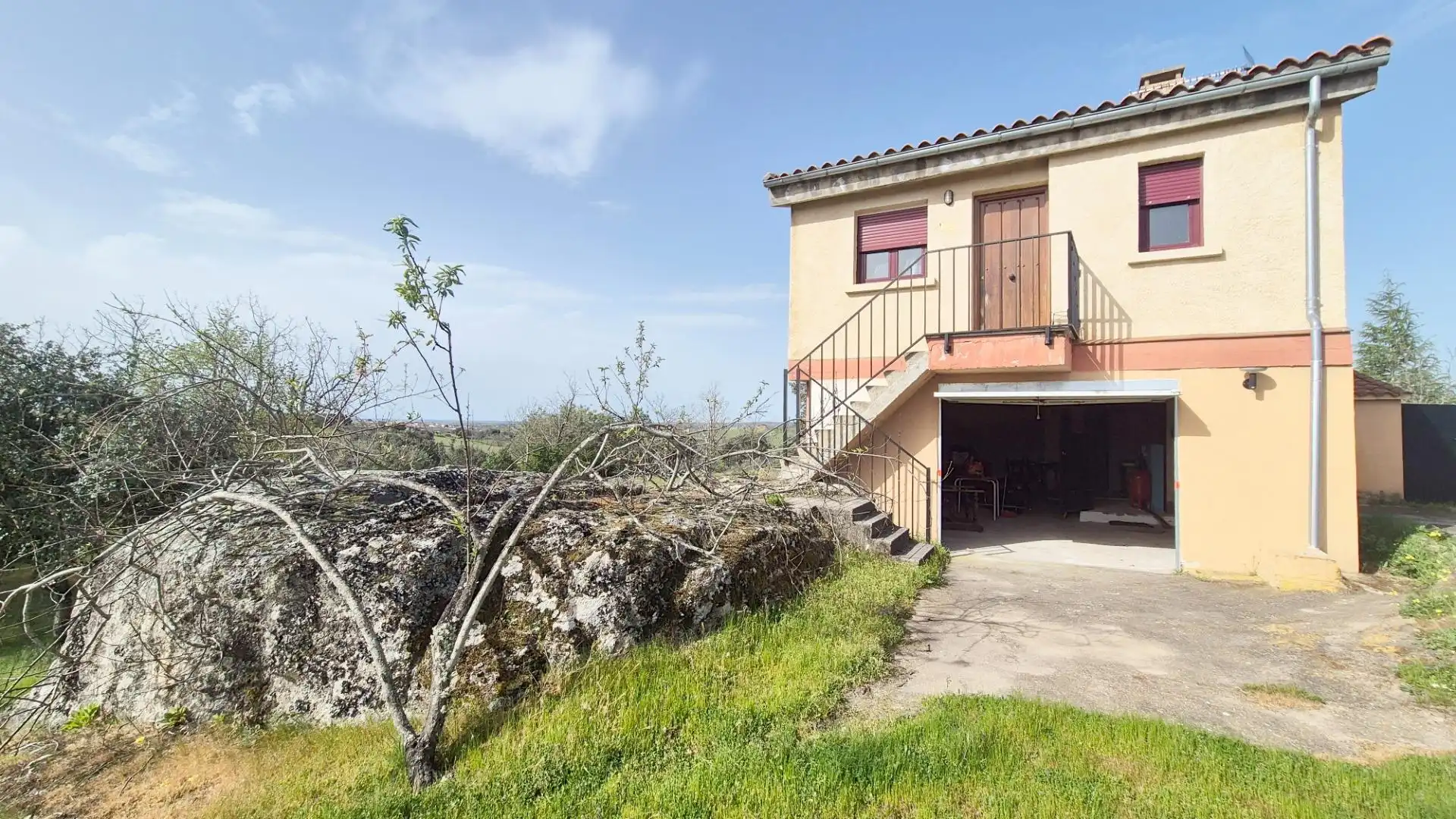Vista exterior de Casa o chalet en venta en Cipérez con Piscina