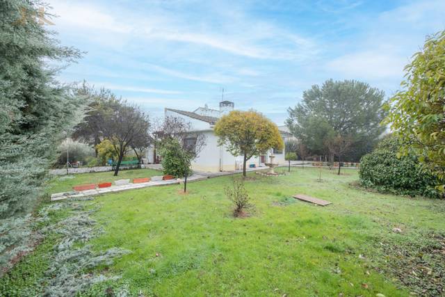 Casa-chalet en Venta en Villanueva de la Cañada ciudad