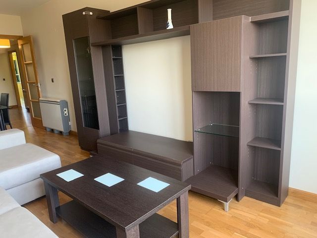 Sala d'estar de Apartament de lloguer en Narón amb Calefacció, Parquet i Traster