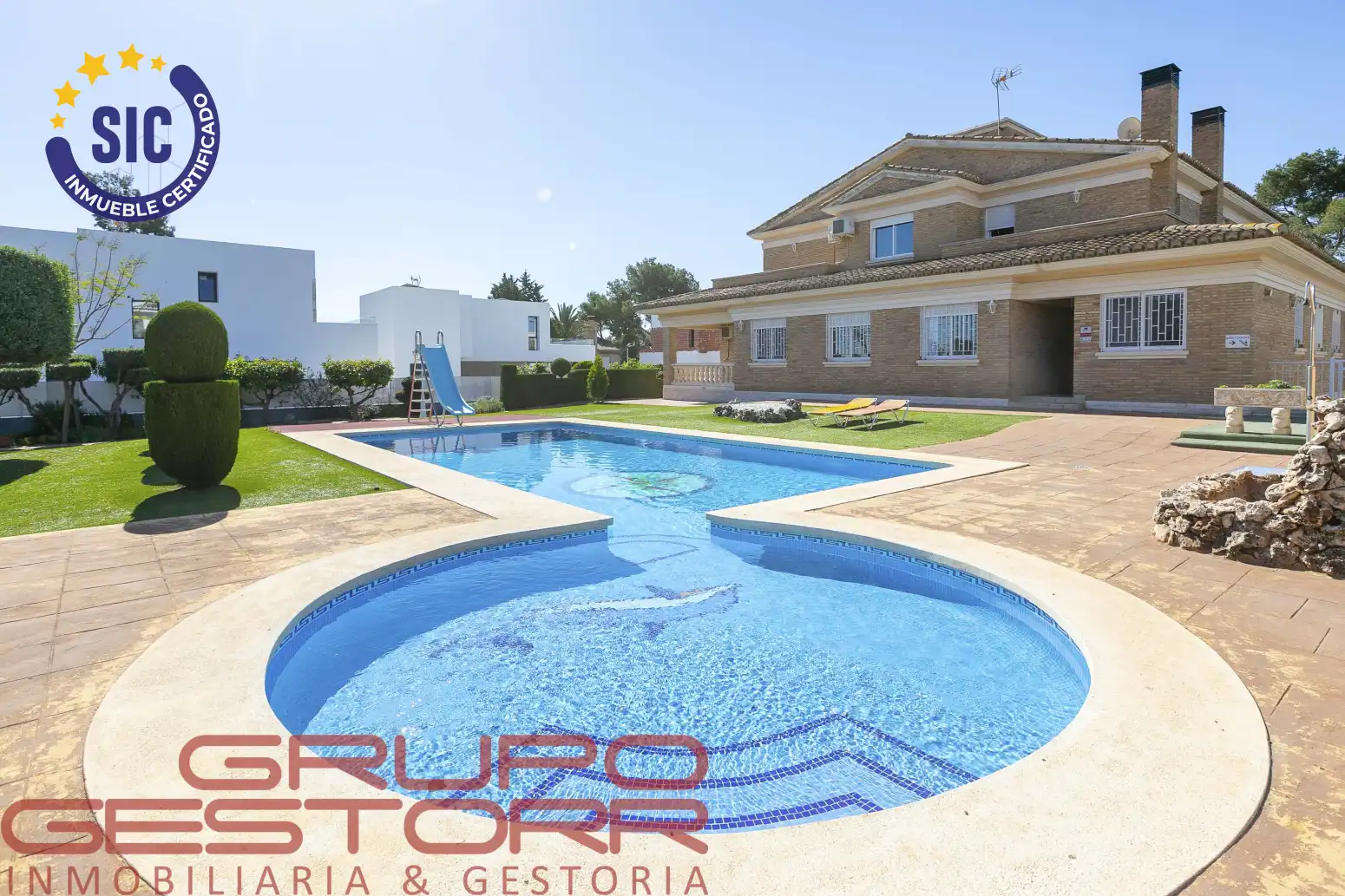 Piscina de Casa o chalet en venta en Valencia con Aire acondicionado, Calefacción y Jardín privado