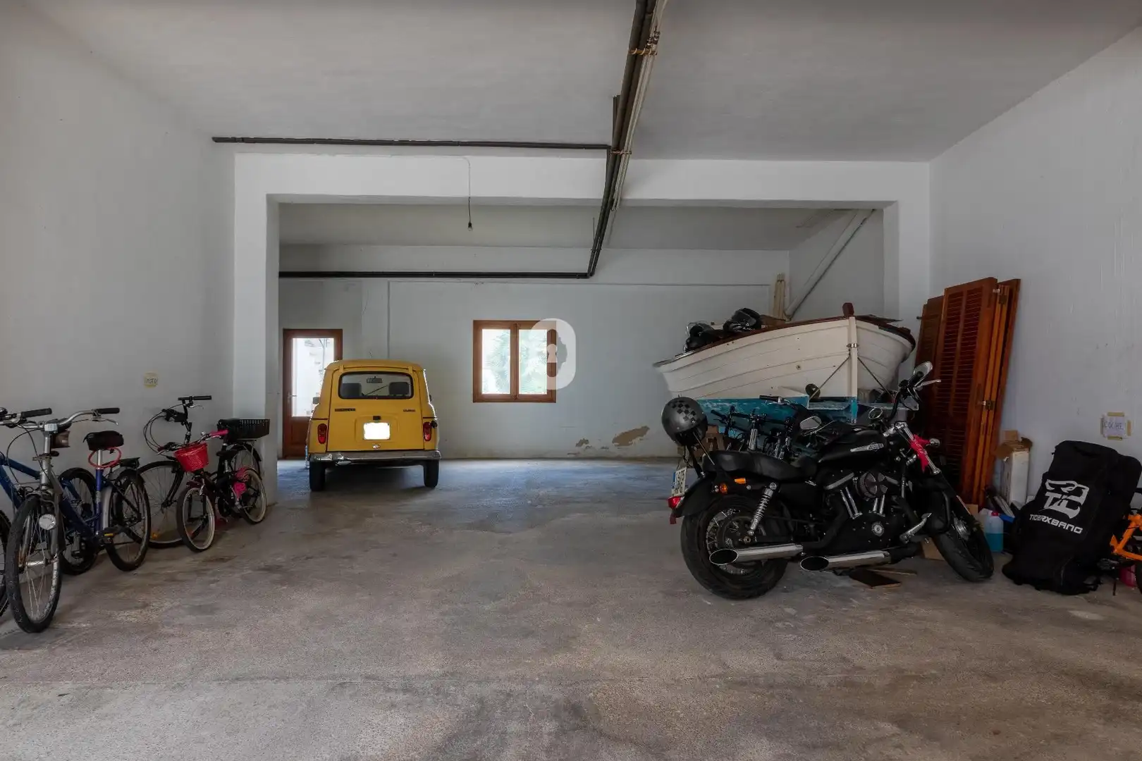 Aparcament de Edifici en venda en Pollença