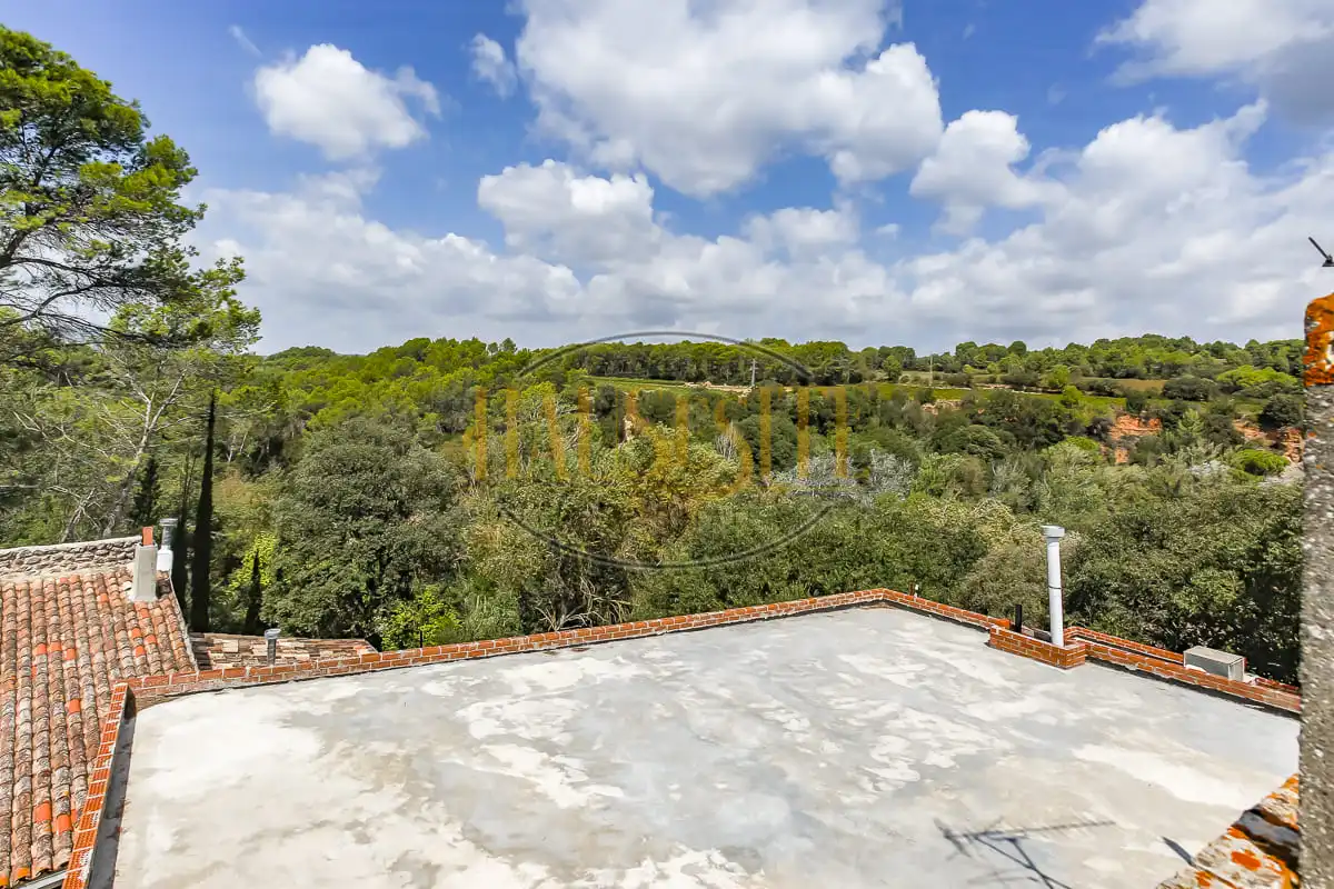 Country homes for sale in Torrelavit