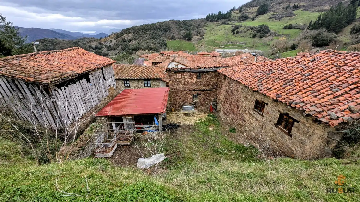 Vista exterior de Finca rústica en venta en Cabezón de Liébana con Balcón