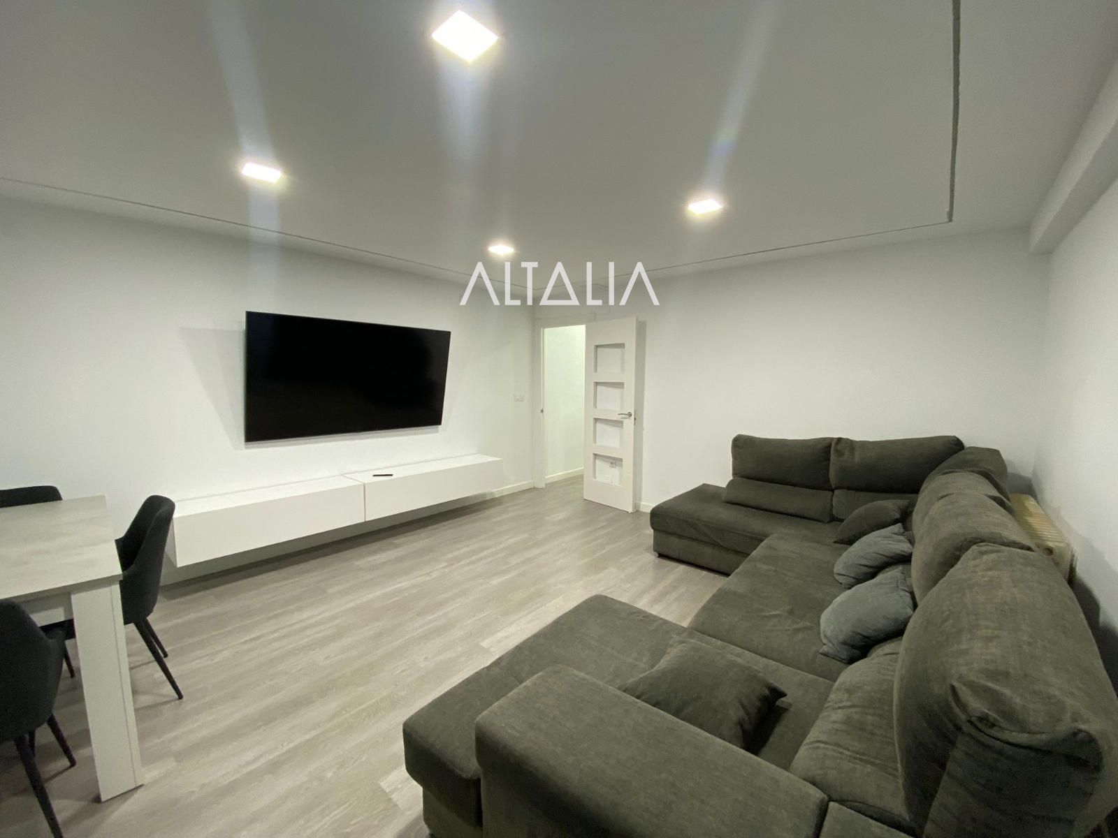 Pis de lloguer en Cuenca Capital amb Calefacció, Terrassa i Moblat