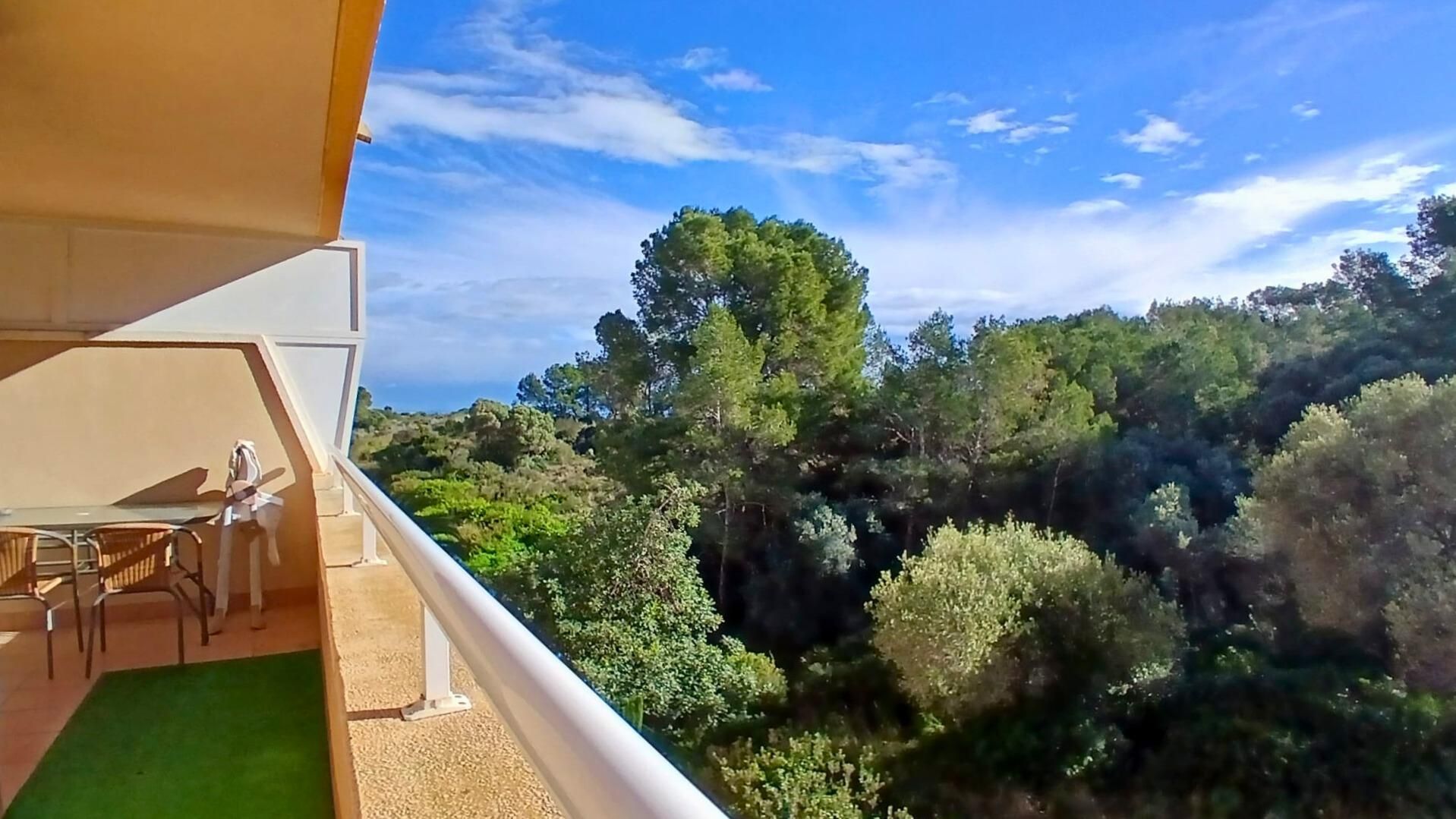 Vista exterior de Piso en venta en Salou con Aire acondicionado, Terraza y Amueblado