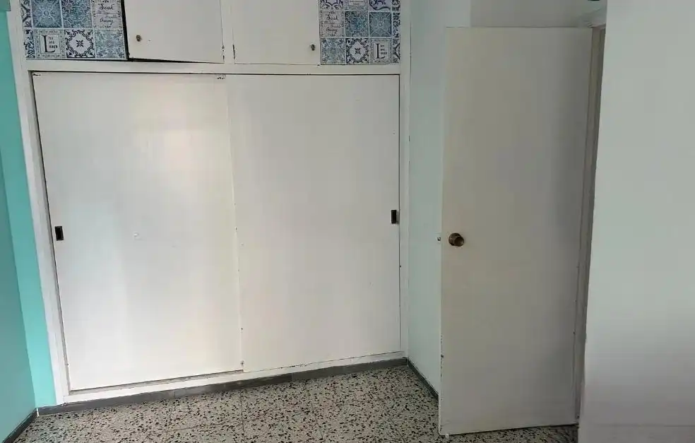 Piso en venta en Alicante / Alacant con Terraza y Balcón
