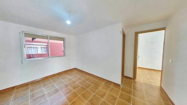 Piso en Alquiler en Palomeras Sureste