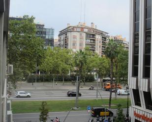 Vista exterior de Pis en venda en  Barcelona Capital amb Aire condicionat