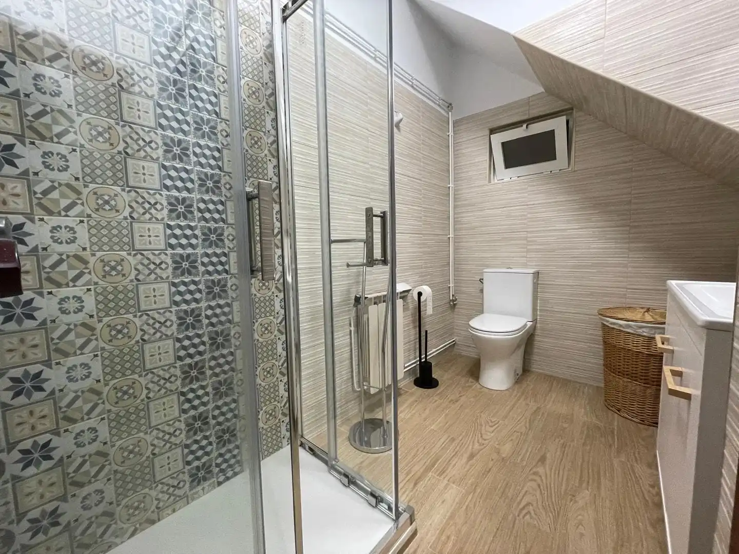 Badezimmer von Country house zum Verkauf in Narón mit Heizung, Privatgarten und Abstellraum