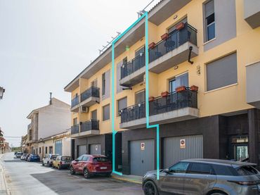 Apartment for sale in El Pinós / Pinoso