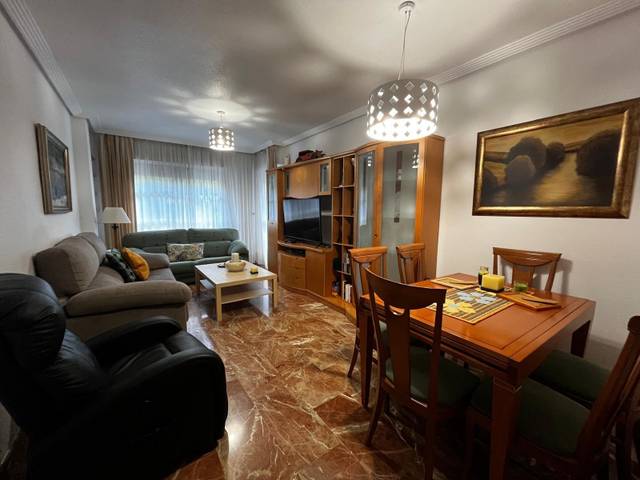 Piso en Alquiler en La Flota