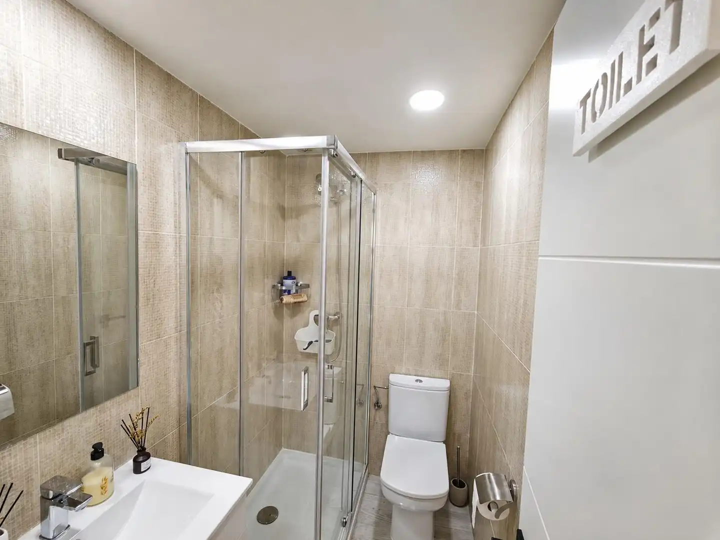 Bathroom of Flat for sale in Santa Pola  with Air Conditioner, Heating and Parquet flooring