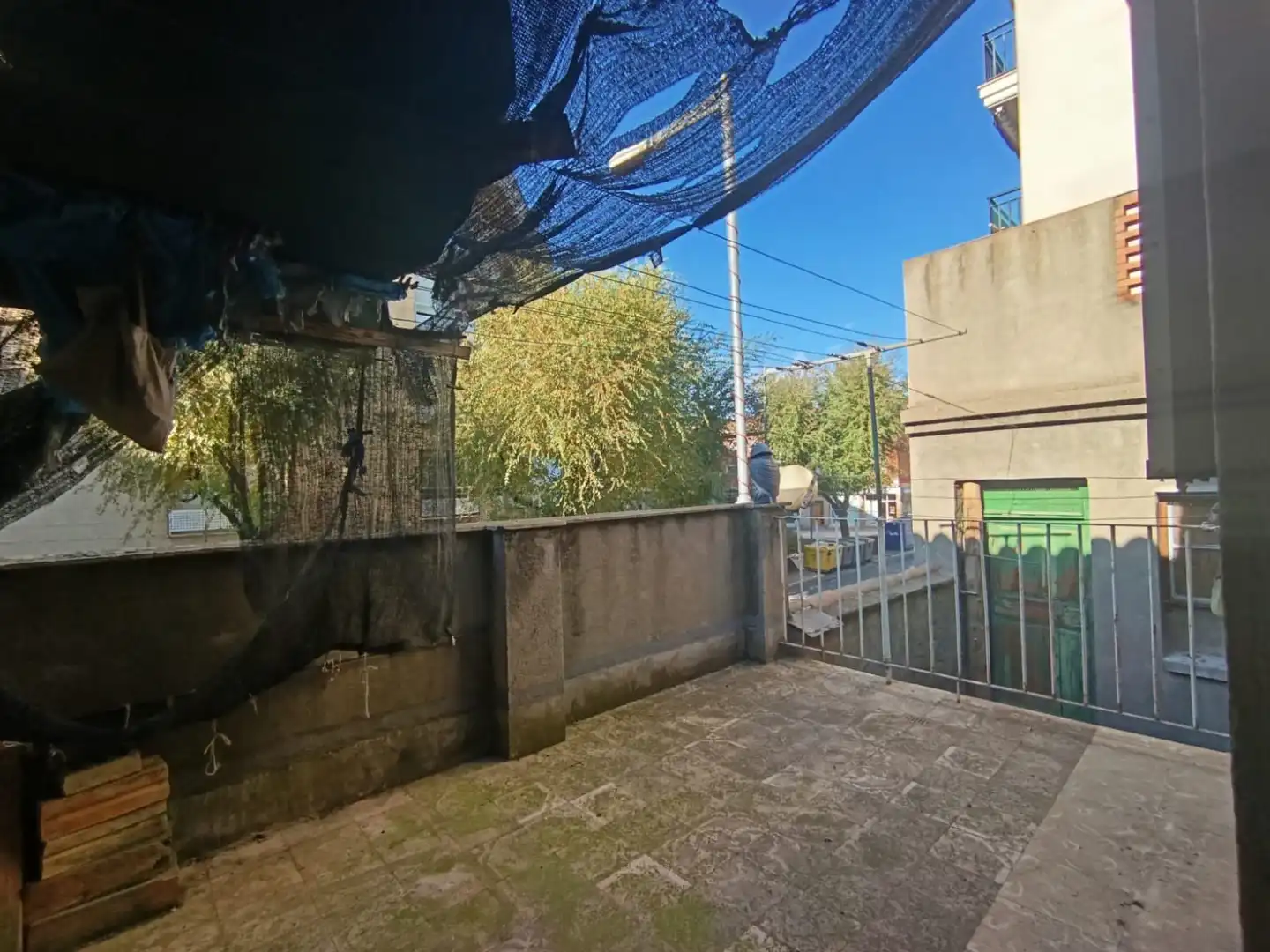 Außenansicht von Einfamilien-Reihenhaus zum Verkauf in Monzón mit Terrasse