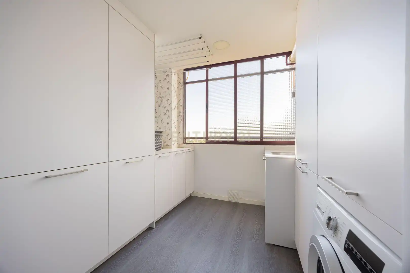 Cocina de Apartamento en venta en Madrid con Piscina