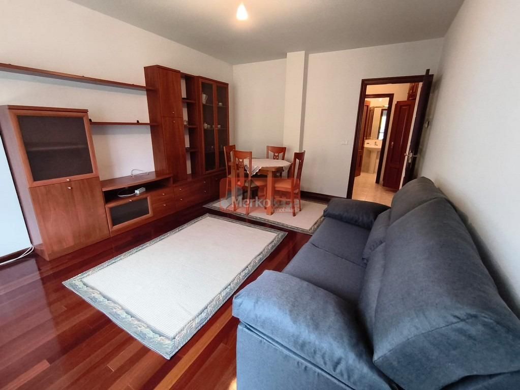 Piso de alquiler en San Roque - As Fontiñas