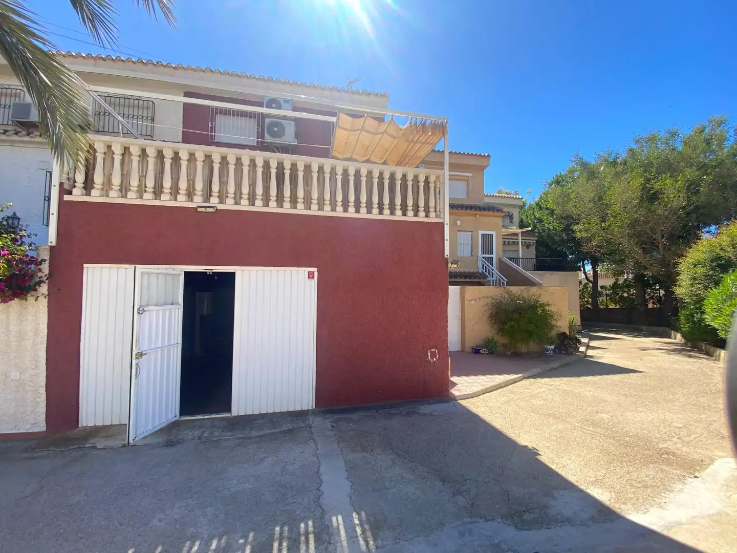 Vista exterior de Casa adosada en venta en Mazarrón con Piscina comunitaria