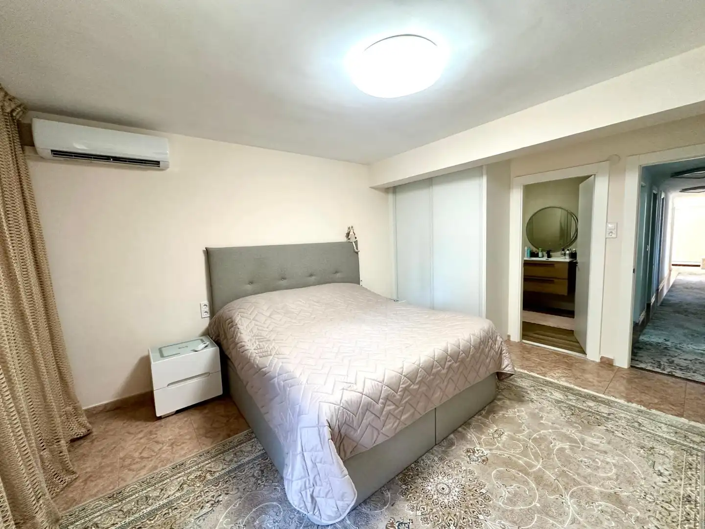 Dormitori de Apartament en venda en Alicante / Alacant amb Aire condicionat, Calefacció i Terrassa