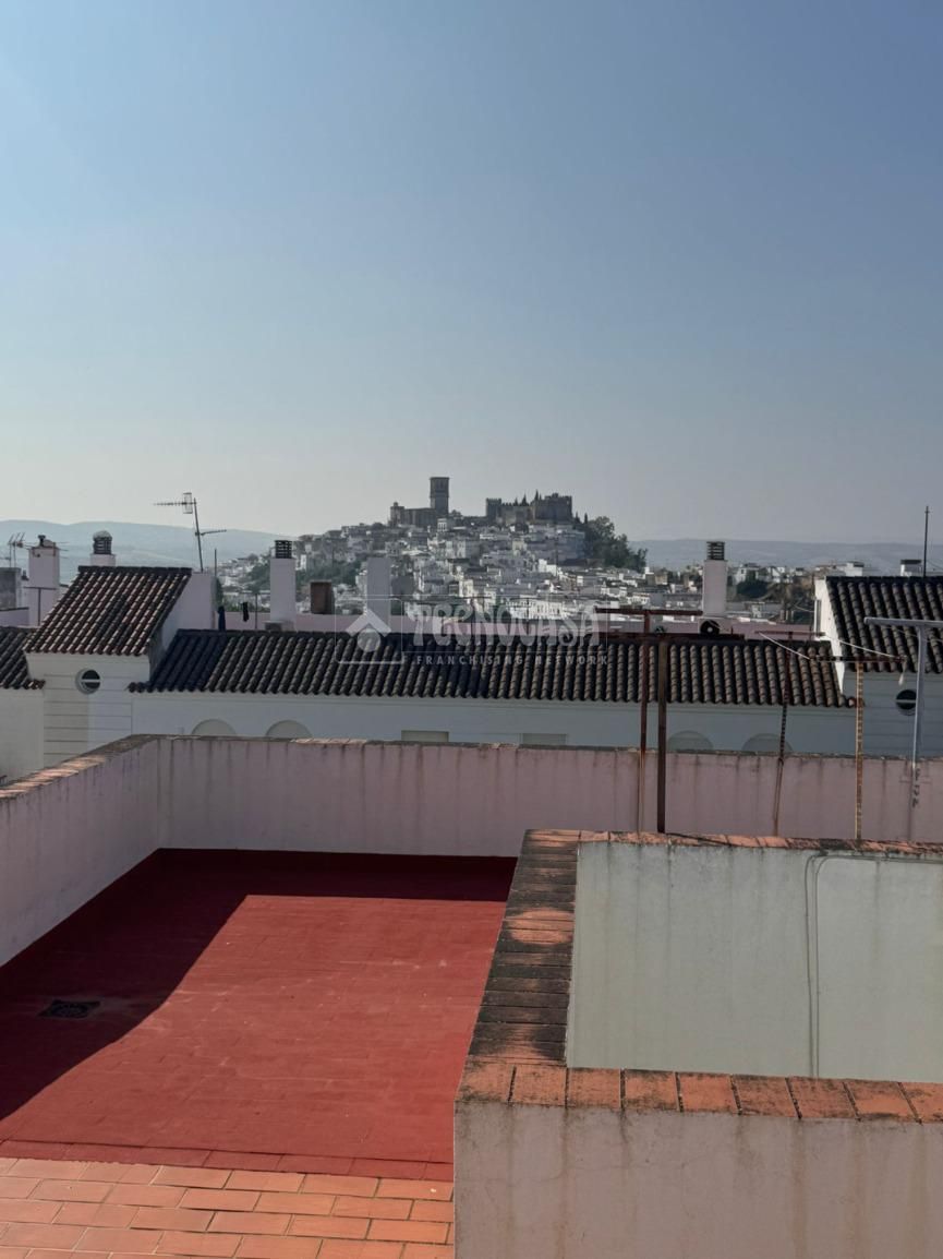 Exterior view of Flat for sale in Arcos de la Frontera  with Air Conditioner, Terrace and Furnished