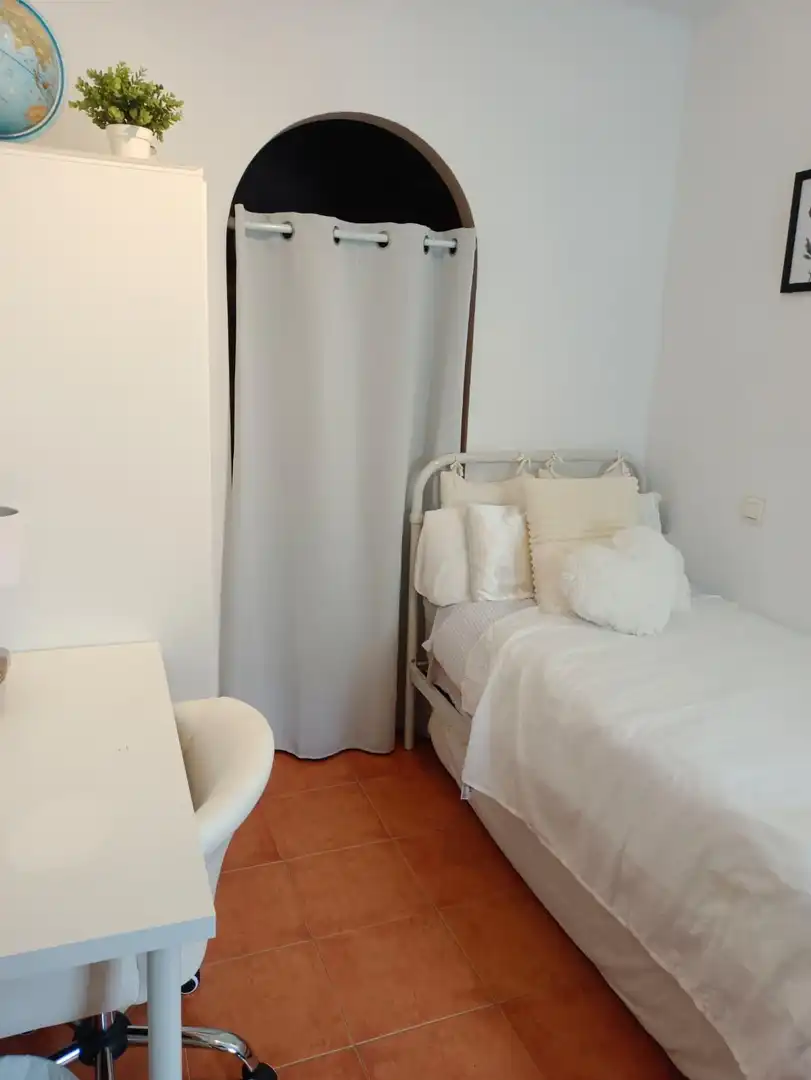 Bedroom of Duplexes for sale in Algeciras  with Balcony