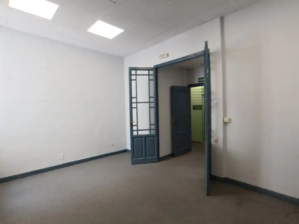 Wohnung zum Verkauf in Calle Cervantes, Cortes - Huertas
