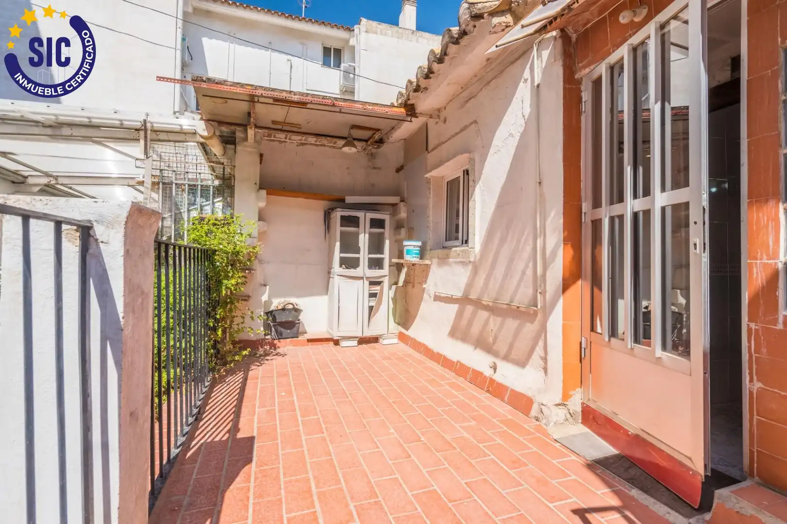 Vista exterior de Piso en venta en Valencia con Aire acondicionado y Terraza