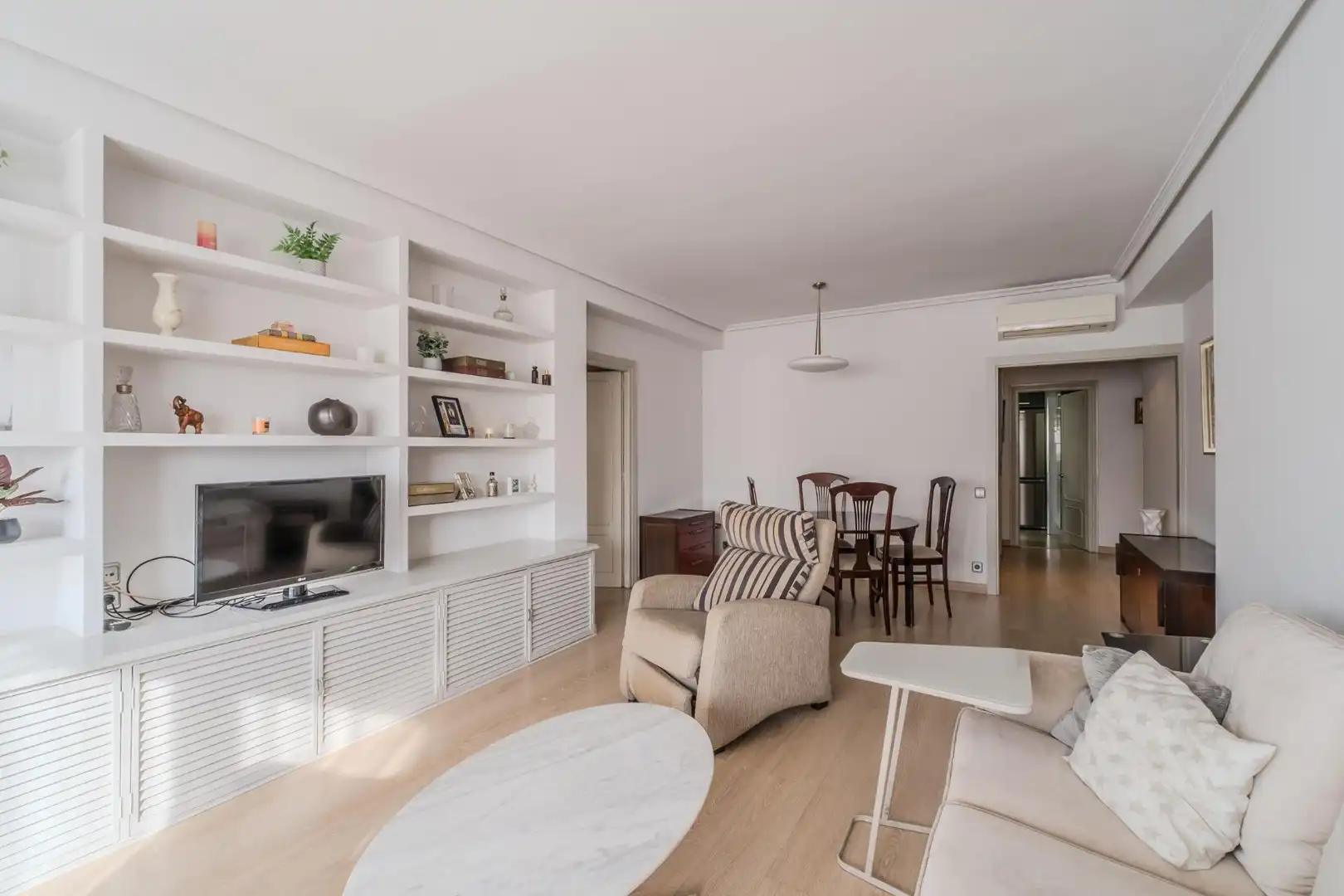 Sala de estar de Piso en venta en Madrid con Aire acondicionado, Calefacción y Amueblado