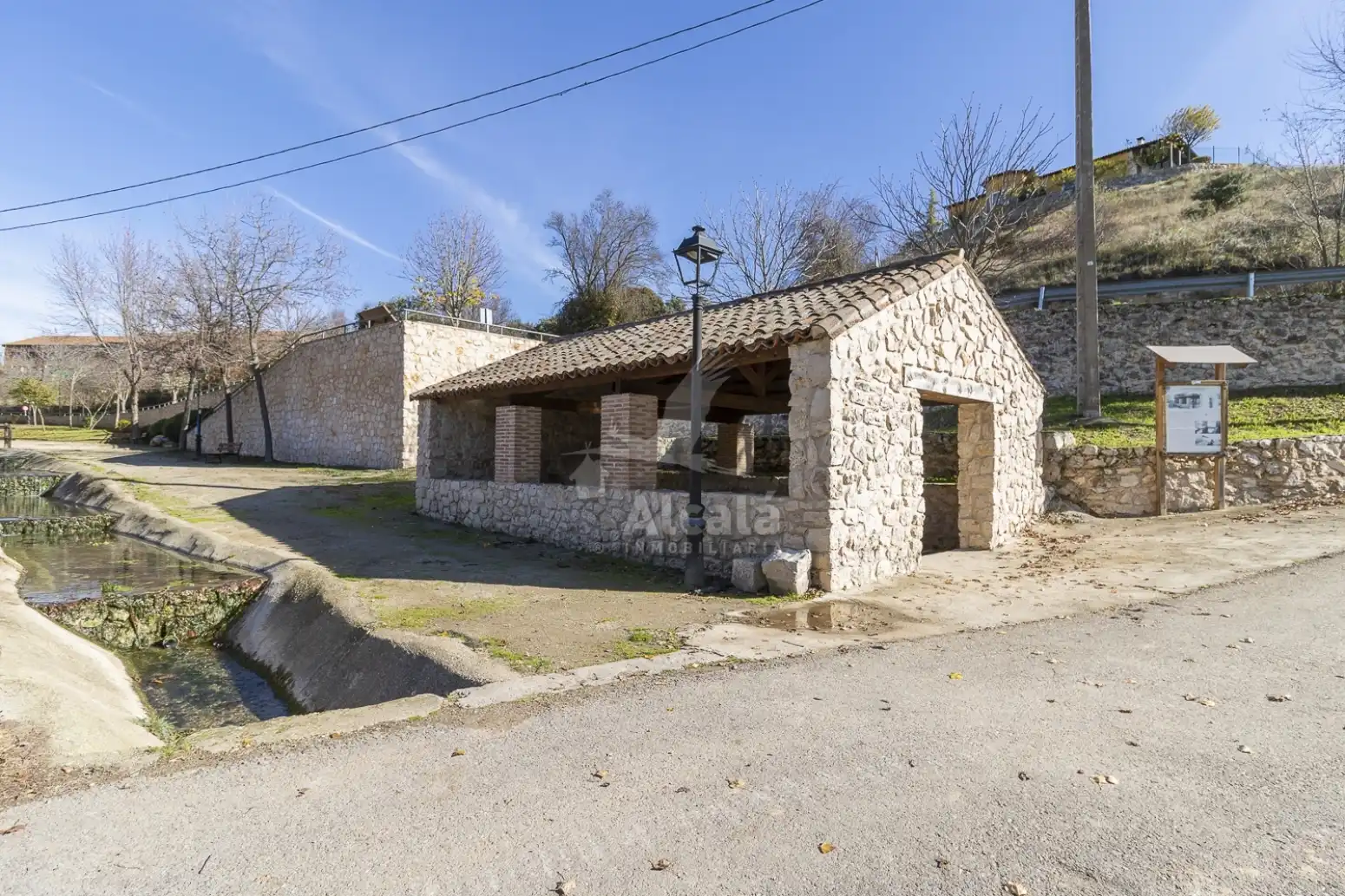 Vista exterior de Terreno en venta en Yebes