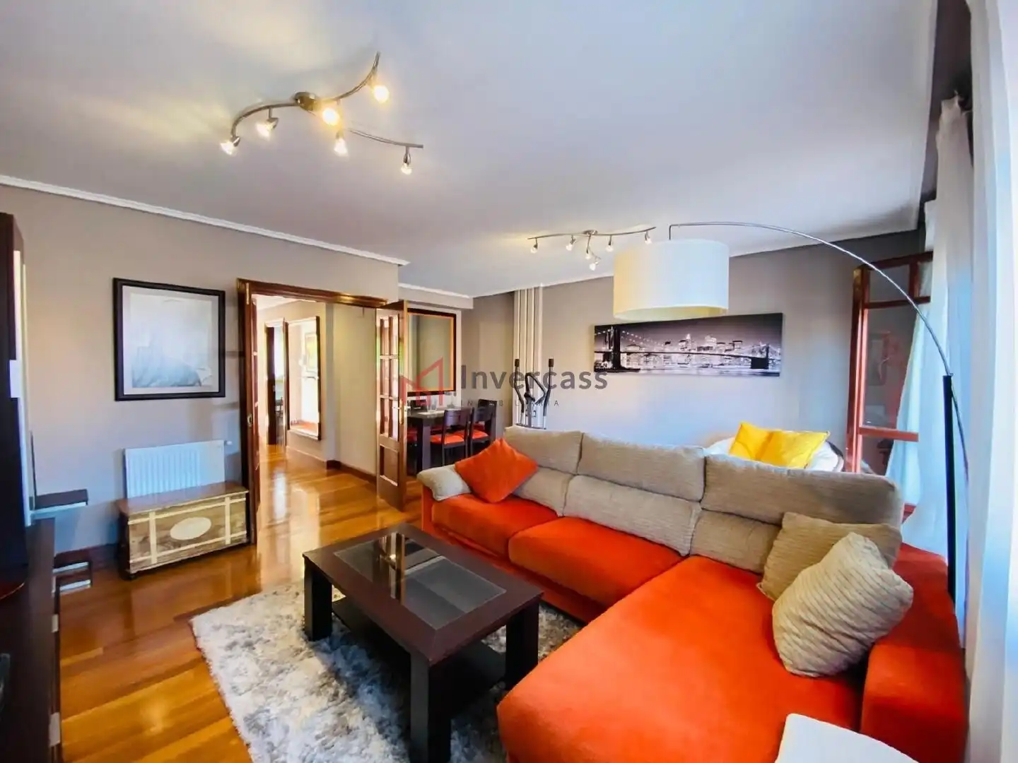 Sala de estar de Casa adosada en venta en Castro-Urdiales
