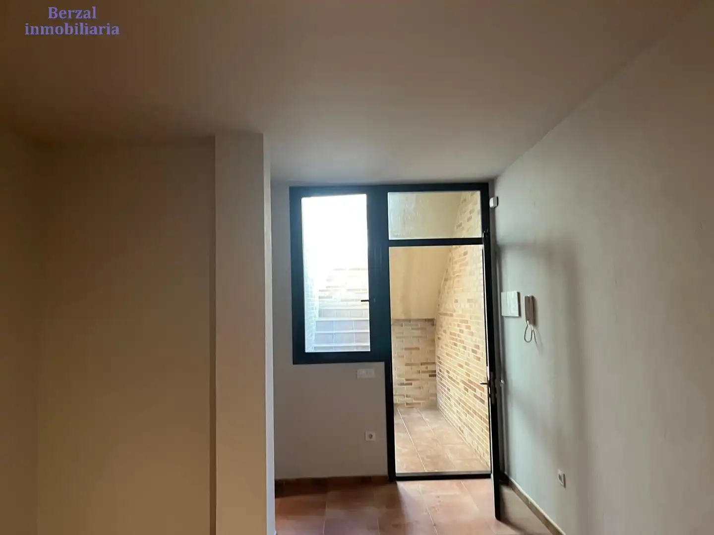 Erdgeschoss zum Verkauf in Lardero mit Heizung, Privatgarten und Gemeinschaftspool