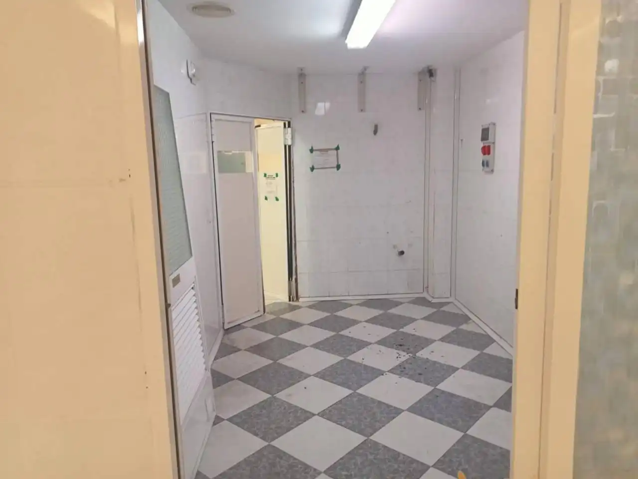 Baño de Local de alquiler en Gandia