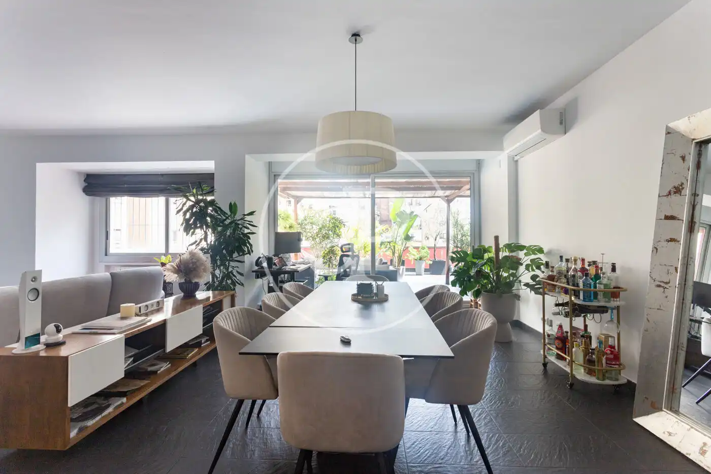 Dining room of Flat for rent in Barcelona  with Air Conditioner, Heating and Private garden