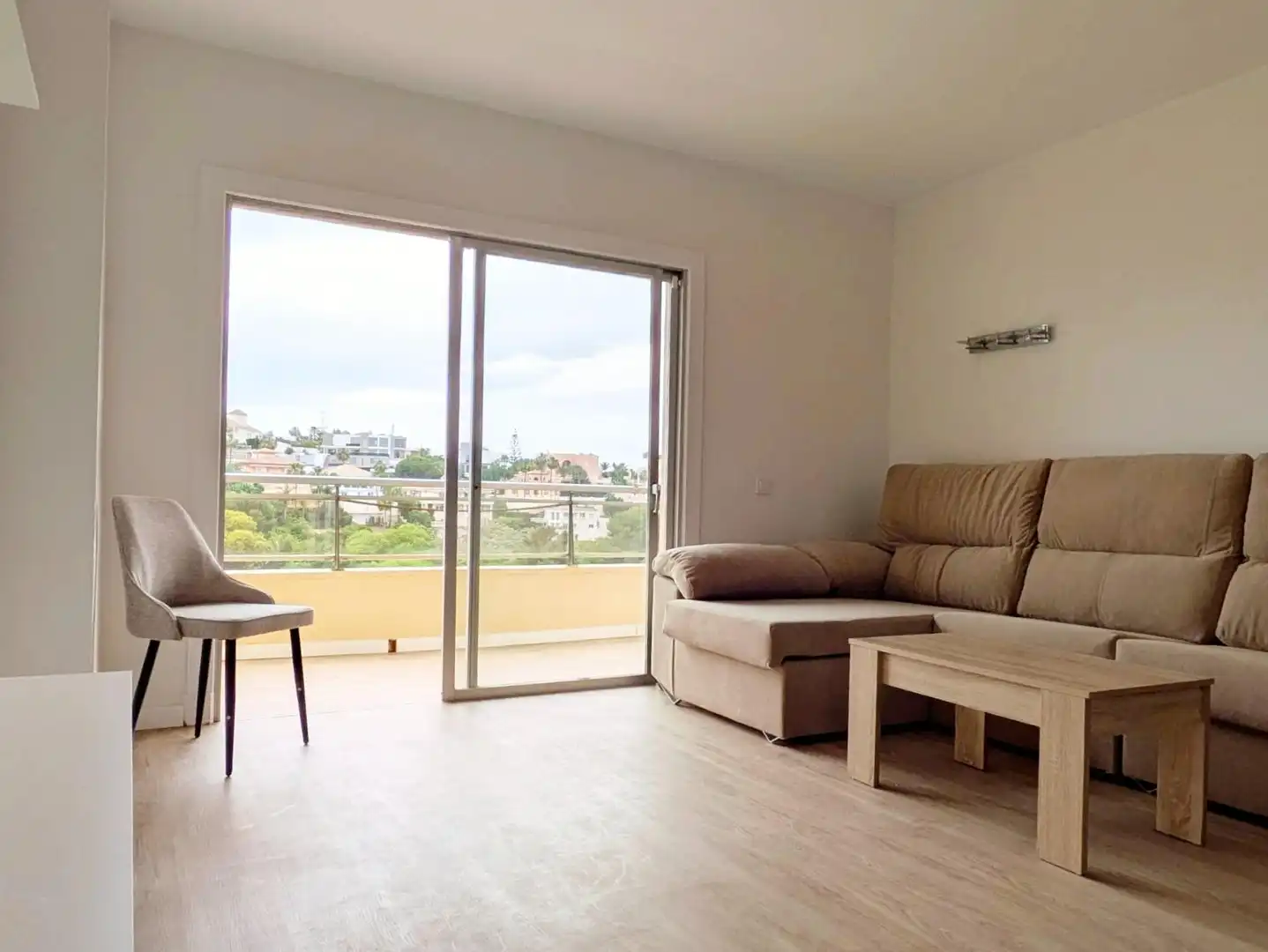 Balcony of Flat for sale in Benalmádena  with Air Conditioner, Terrace and Furnished