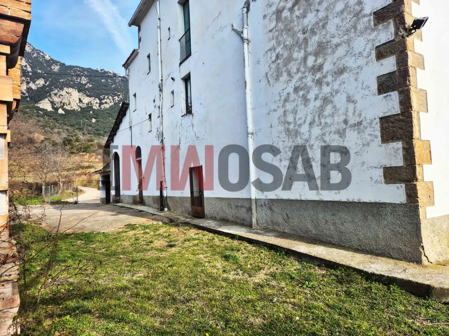 Vista exterior de Finca rústica en venda en Berga amb Jardí privat, Terrassa i Balcó