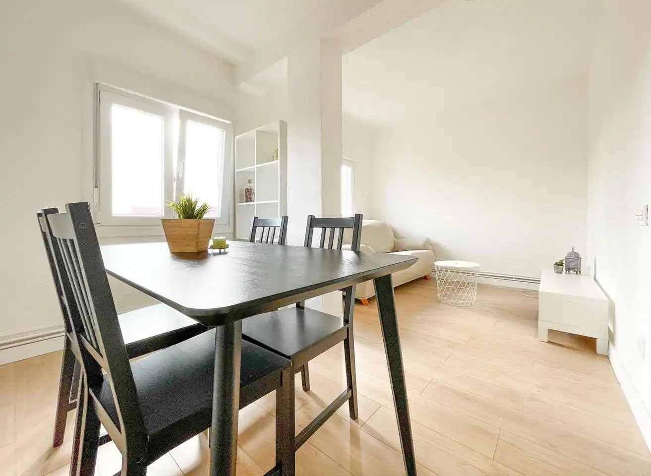 Wohnung zur Miete in De Lasierra Purroy, Barrio Torrero