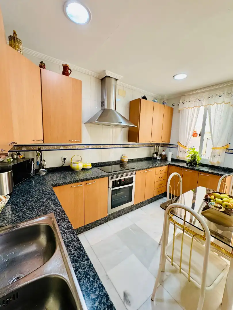 Kitchen of Detached homes for sale in Centro - Barriada Mallorca